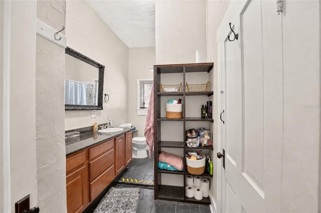 En Venta: $325,000 (3 camas, 1 baños, 1148 Pies cuadrados)