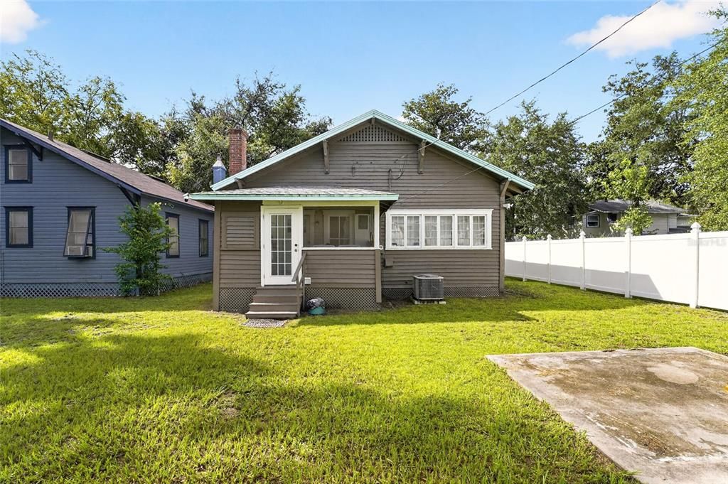 En Venta: $325,000 (3 camas, 1 baños, 1148 Pies cuadrados)