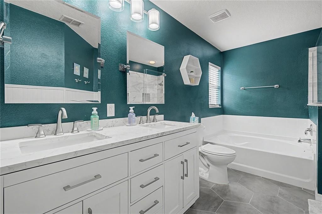 For Sale: $415,000 (3 beds, 2 baths, 1841 Square Feet)