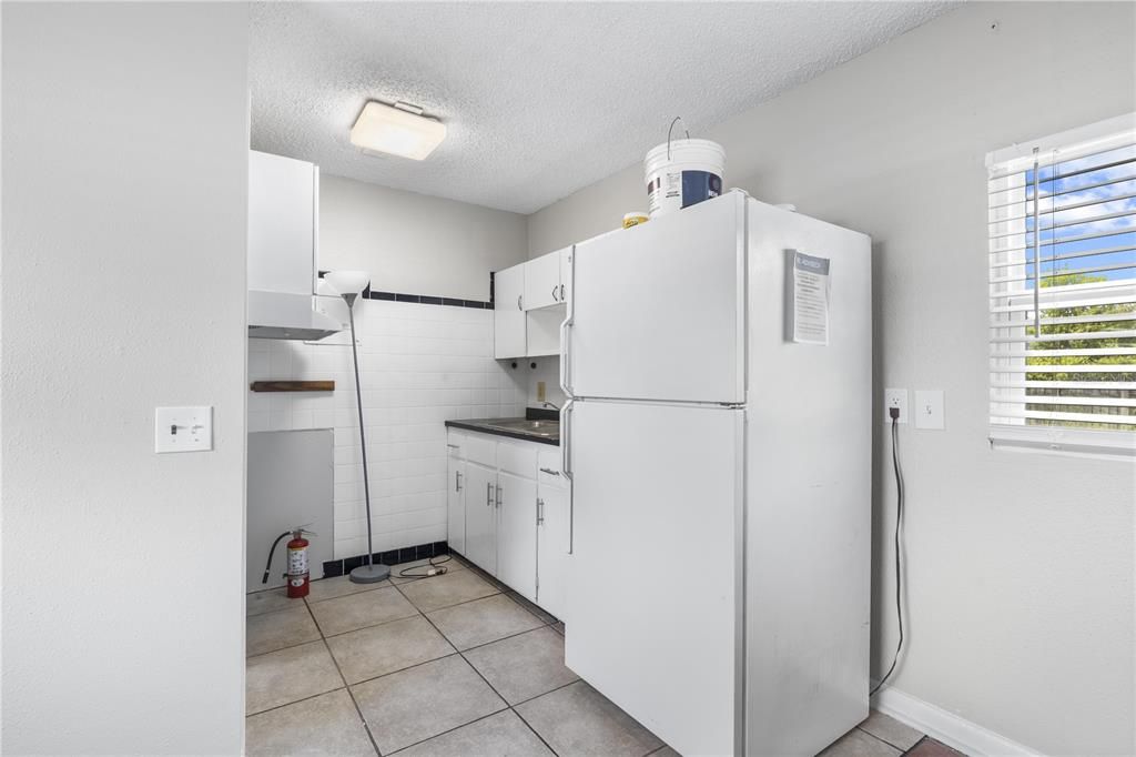 For Sale: $270,000 (3 beds, 0 baths, 1385 Square Feet)