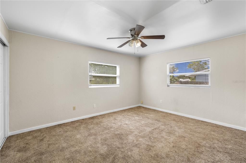 For Sale: $270,000 (3 beds, 0 baths, 1385 Square Feet)