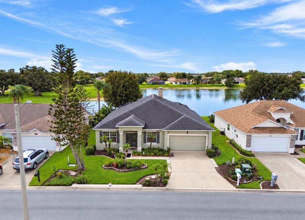For Sale: $385,000 (3 beds, 2 baths, 2118 Square Feet)
