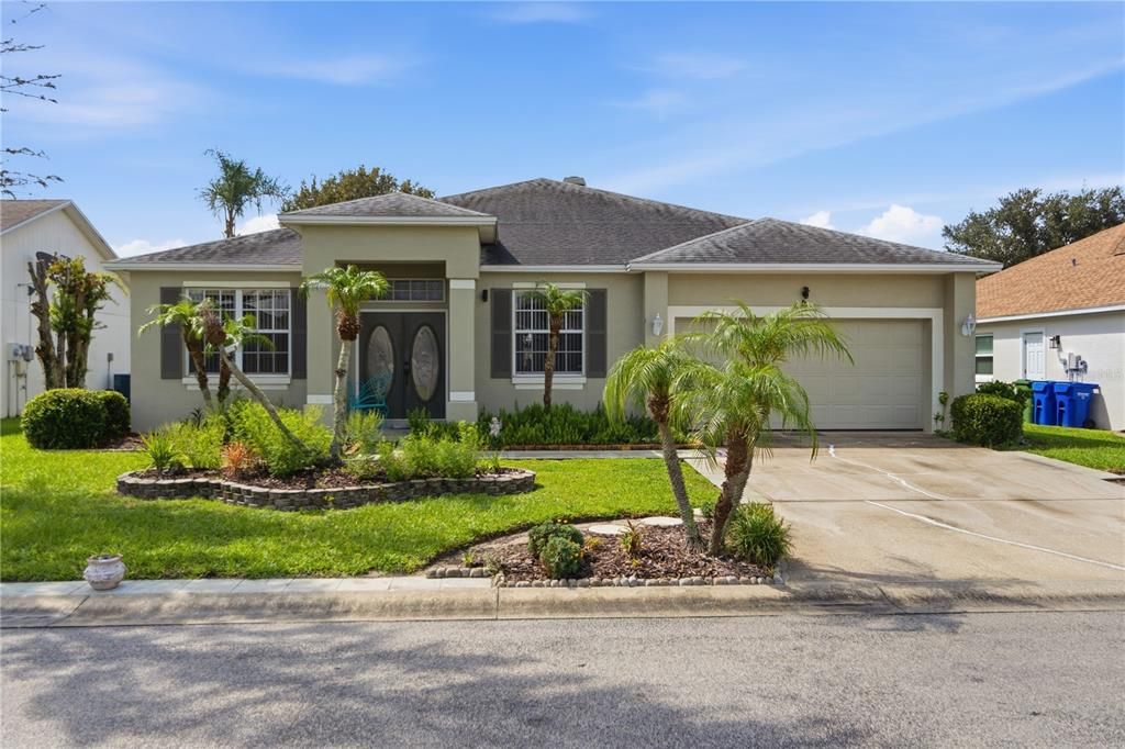 For Sale: $385,000 (3 beds, 2 baths, 2118 Square Feet)