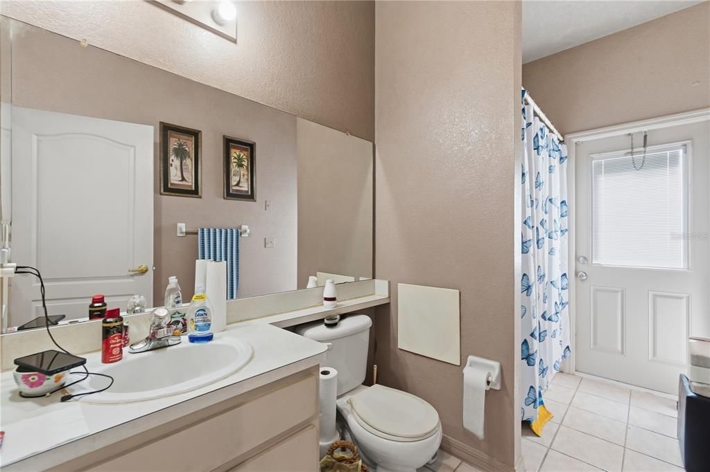 For Sale: $385,000 (3 beds, 2 baths, 2118 Square Feet)