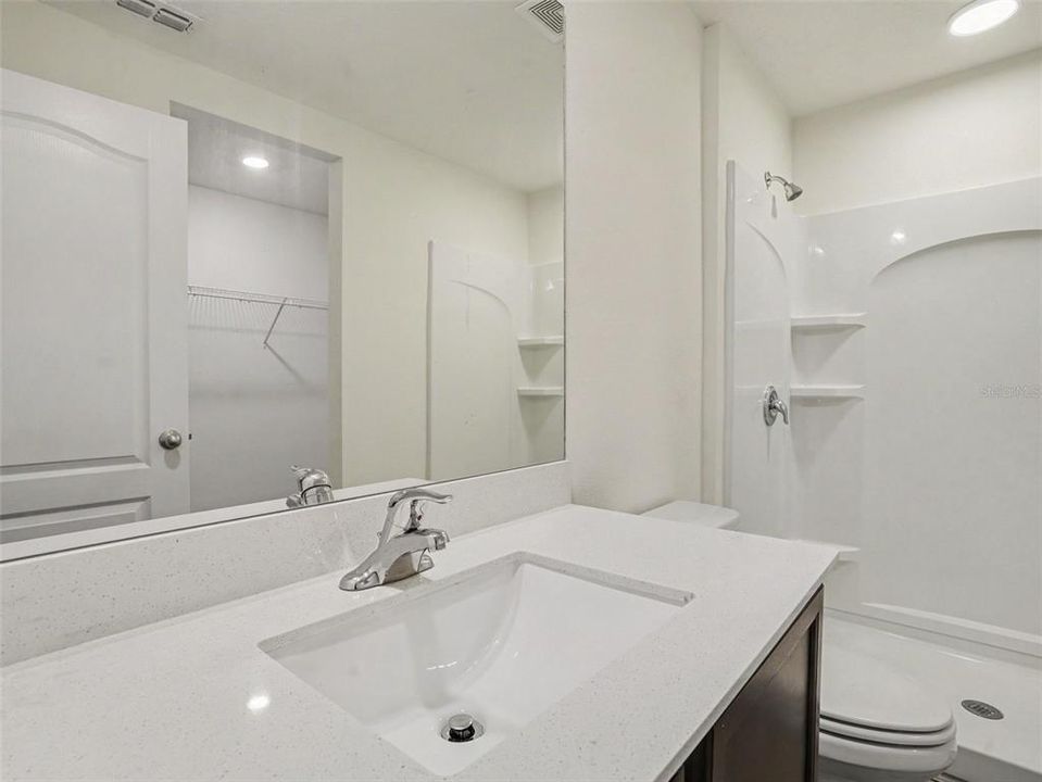 For Rent: $1,600 (3 beds, 2 baths, 1244 Square Feet)