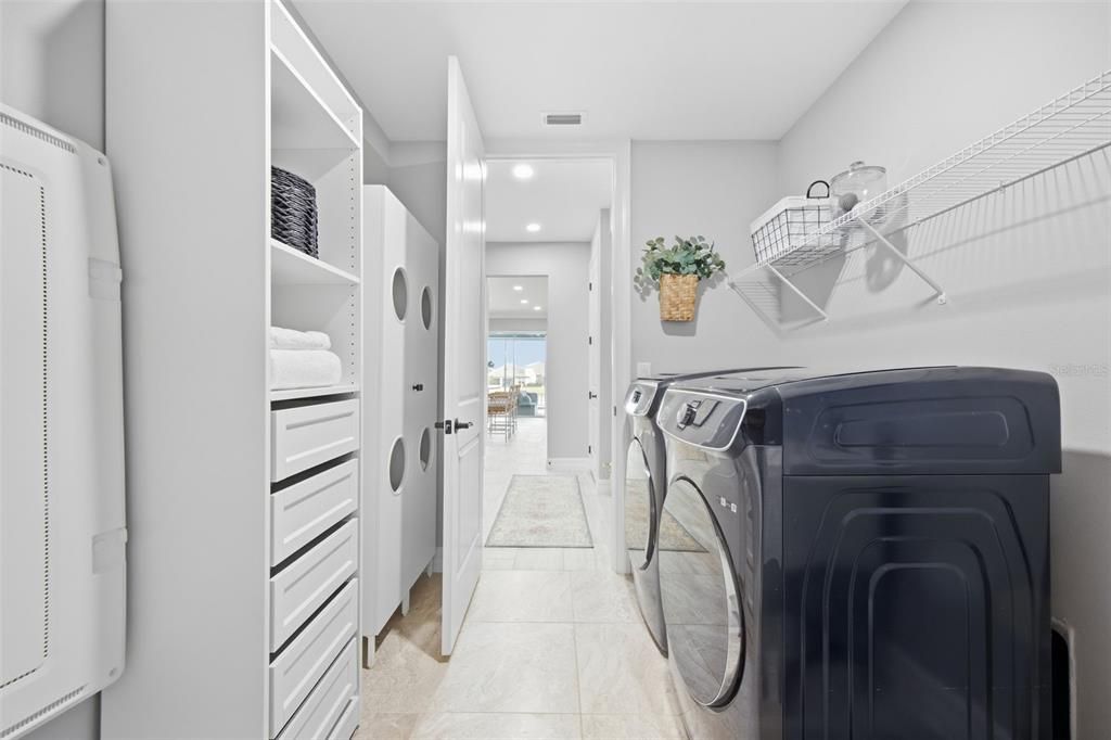 En Venta: $899,000 (6 camas, 5 baños, 4280 Pies cuadrados)