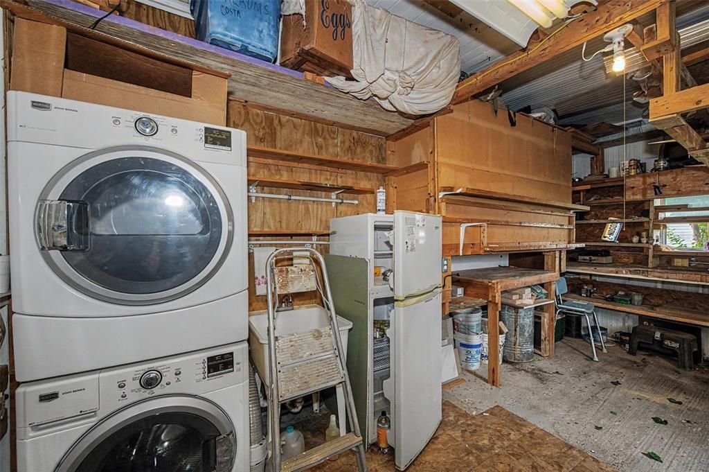На продажу: $109,000 (2 спален, 2 ванн, 1232 Квадратных фут)
