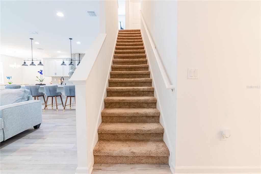 En Venta: $745,000 (6 camas, 4 baños, 4182 Pies cuadrados)