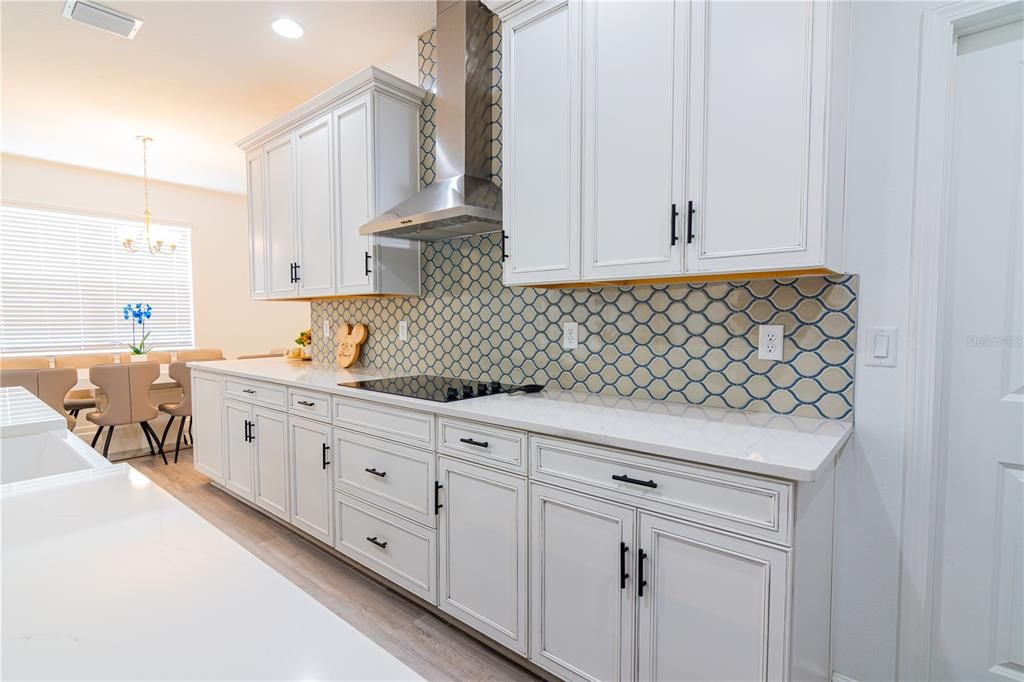 En Venta: $745,000 (6 camas, 4 baños, 4182 Pies cuadrados)