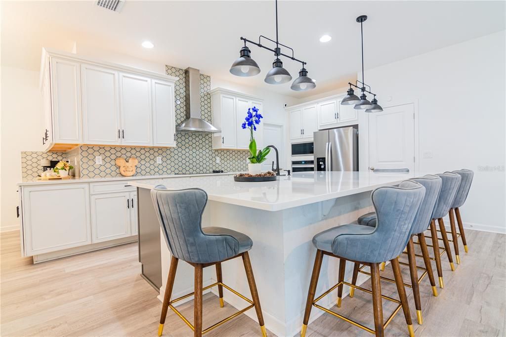 En Venta: $745,000 (6 camas, 4 baños, 4182 Pies cuadrados)