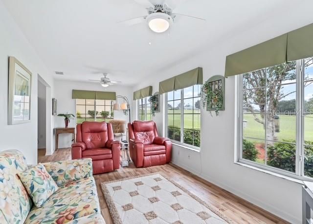 For Sale: $289,900 (2 beds, 2 baths, 1652 Square Feet)
