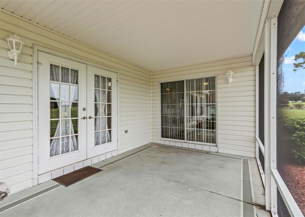 For Sale: $289,900 (2 beds, 2 baths, 1652 Square Feet)