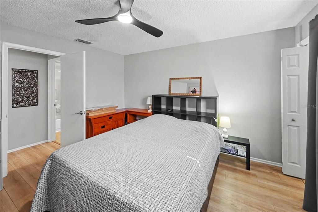 En Venta: $215,000 (1 camas, 1 baños, 700 Pies cuadrados)