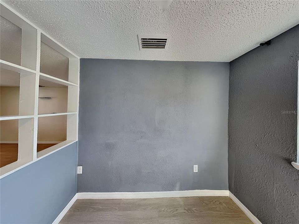 For Rent: $1,495 (2 beds, 1 baths, 816 Square Feet)
