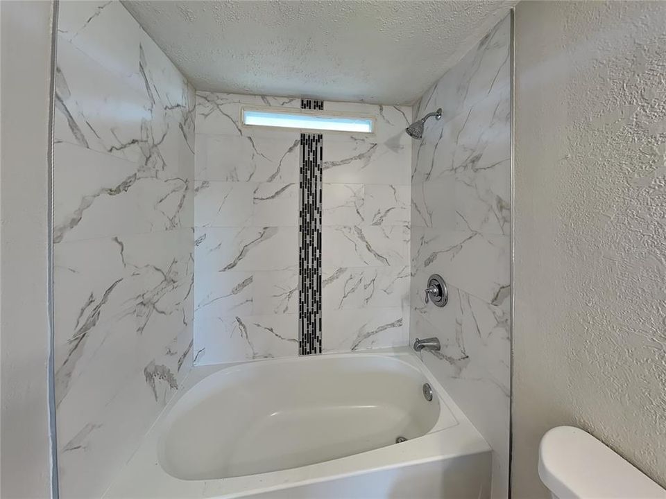 For Rent: $1,495 (2 beds, 1 baths, 816 Square Feet)