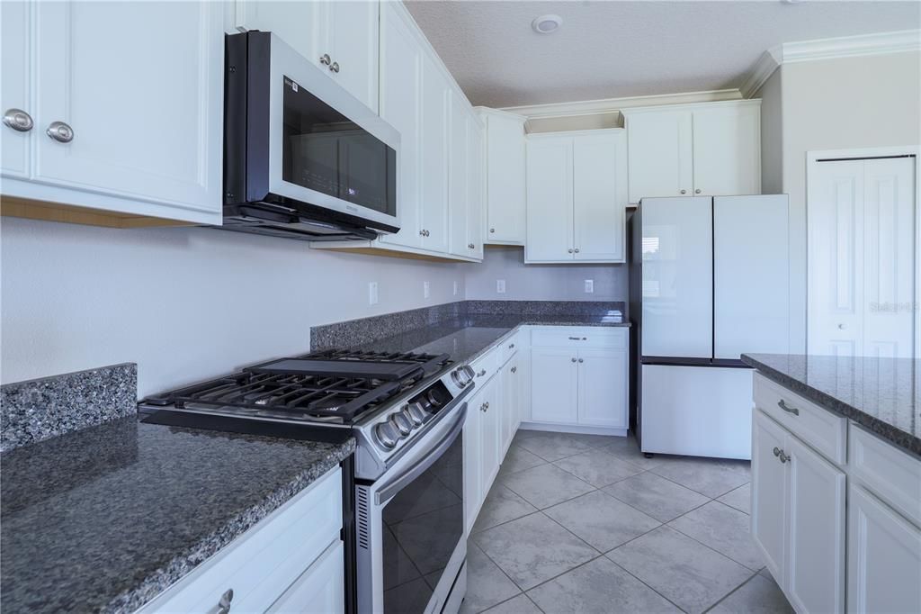 En Renta: $3,200 (4 camas, 3 baños, 2529 Pies cuadrados)