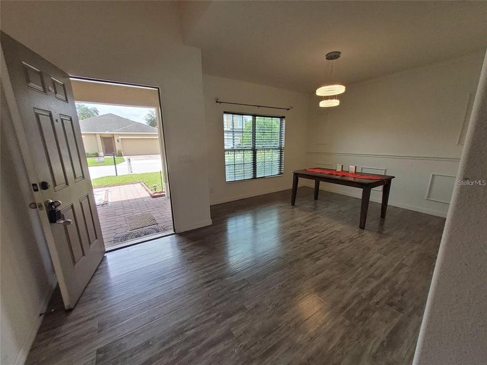В аренду: $2,600 (5 спален, 2 ванн, 2460 Квадратных фут)