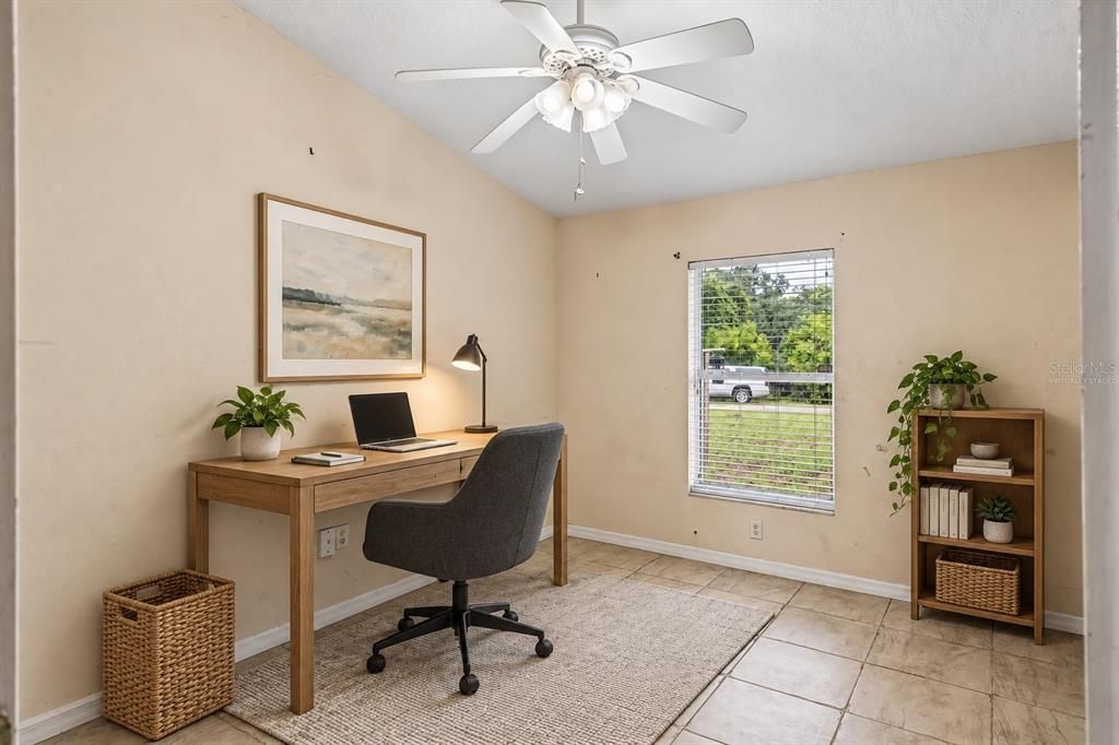 For Sale: $275,000 (4 beds, 2 baths, 1562 Square Feet)