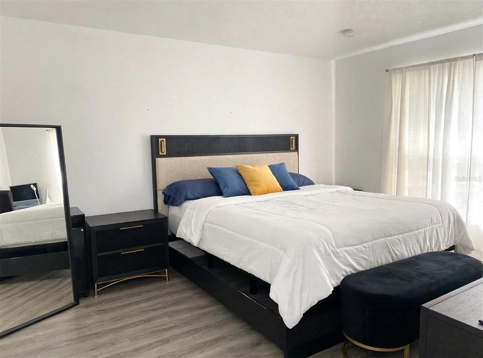 For Sale: $359,900 (4 beds, 2 baths, 1730 Square Feet)