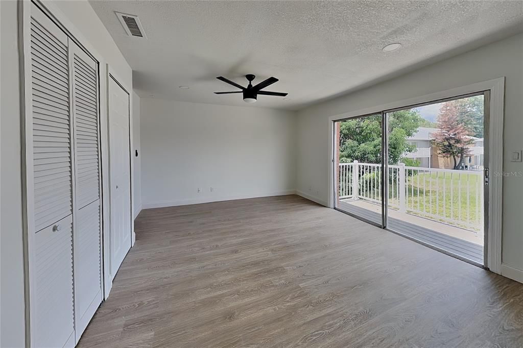 For Rent: $1,150 (1 beds, 1 baths, 590 Square Feet)