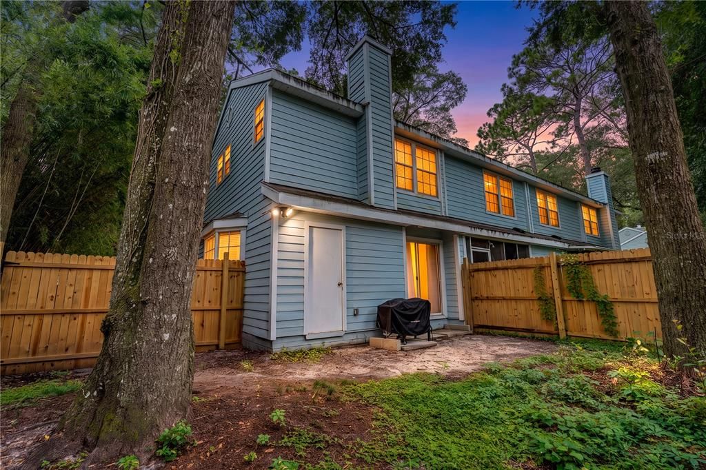For Sale: $209,999 (2 beds, 1 baths, 1030 Square Feet)
