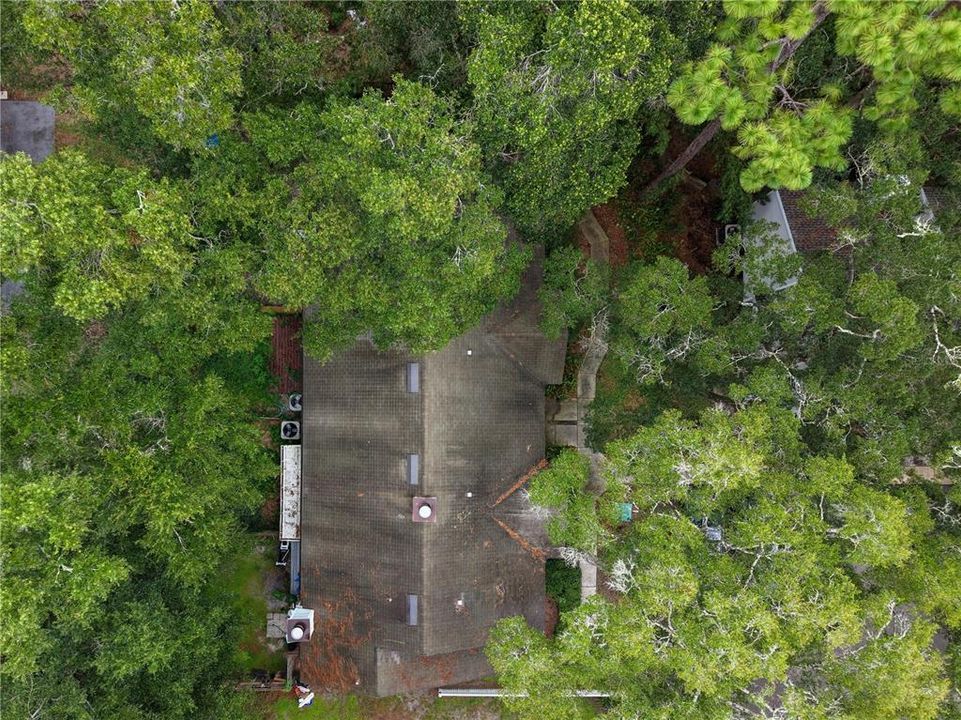 For Sale: $209,999 (2 beds, 1 baths, 1030 Square Feet)