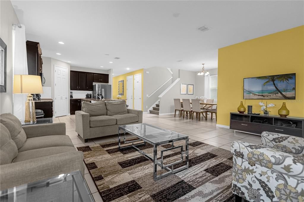 For Sale: $675,000 (7 beds, 6 baths, 3533 Square Feet)