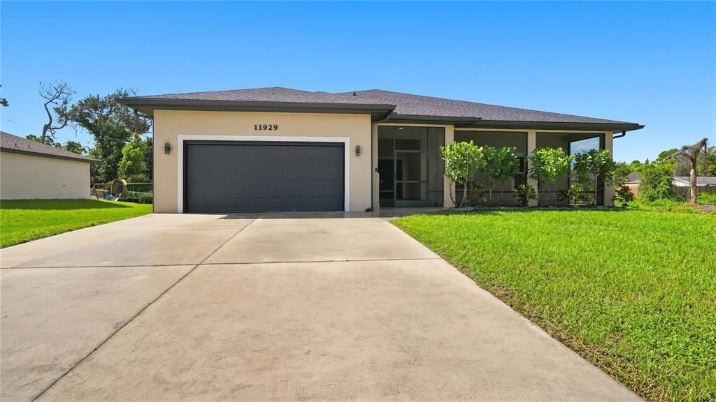 For Sale: $449,000 (3 beds, 2 baths, 2291 Square Feet)