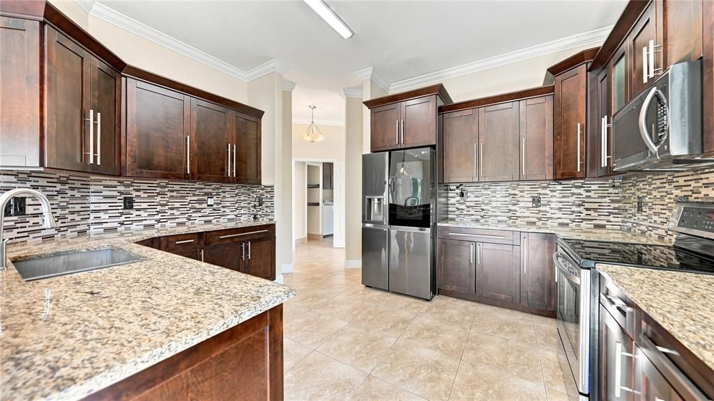 For Sale: $449,000 (3 beds, 2 baths, 2291 Square Feet)
