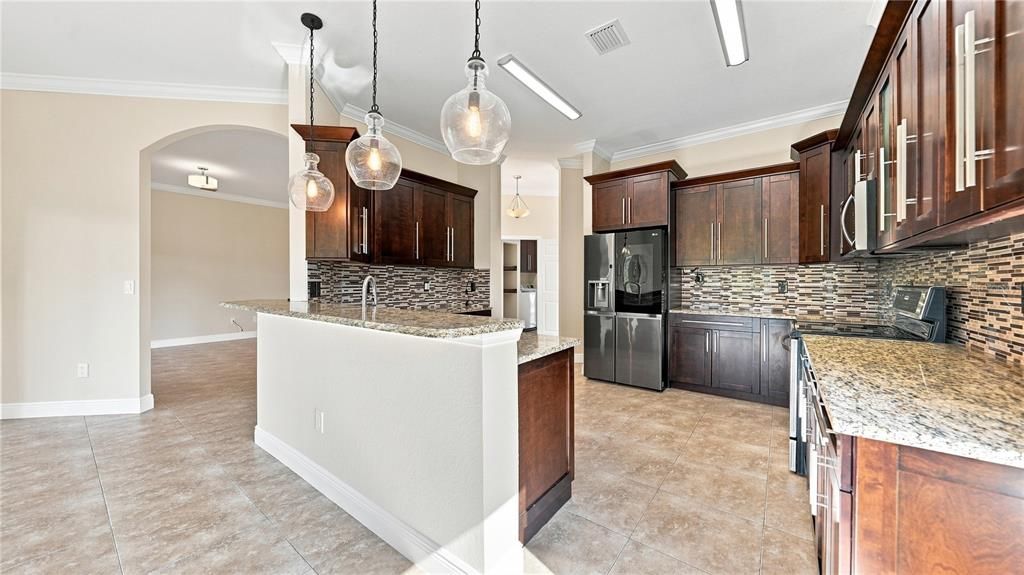 For Sale: $449,000 (3 beds, 2 baths, 2291 Square Feet)