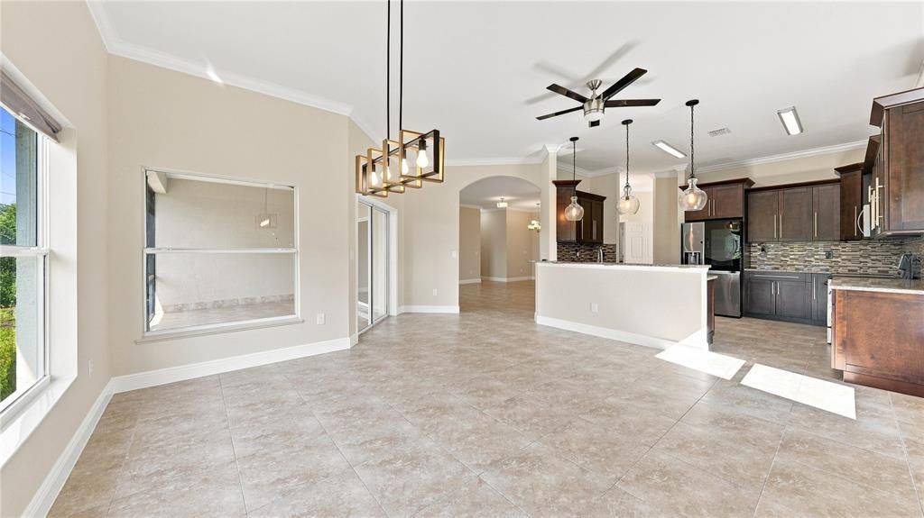 For Sale: $449,000 (3 beds, 2 baths, 2291 Square Feet)