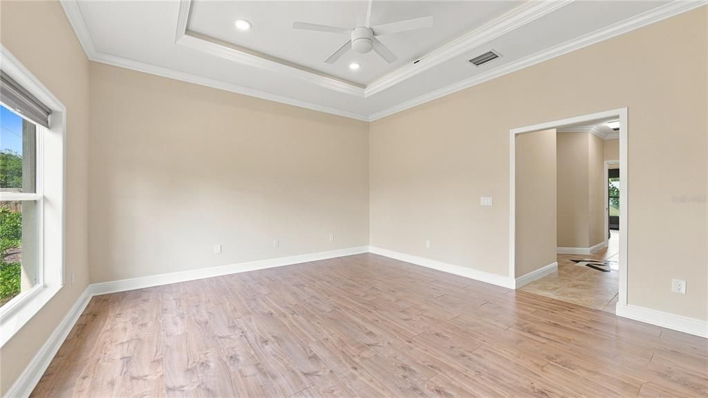 For Sale: $449,000 (3 beds, 2 baths, 2291 Square Feet)
