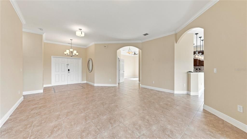 For Sale: $449,000 (3 beds, 2 baths, 2291 Square Feet)
