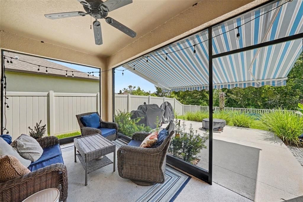 For Sale: $430,000 (4 beds, 3 baths, 2061 Square Feet)