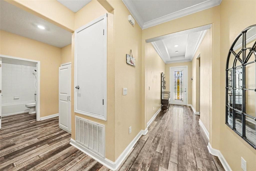 For Sale: $430,000 (4 beds, 3 baths, 2061 Square Feet)