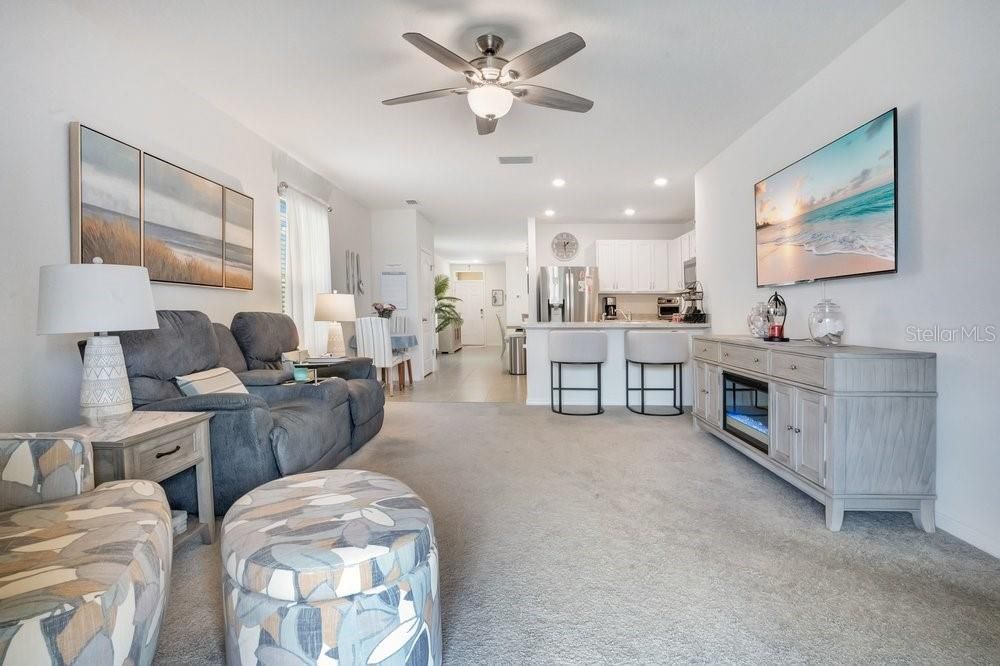 For Sale: $365,000 (3 beds, 2 baths, 1501 Square Feet)