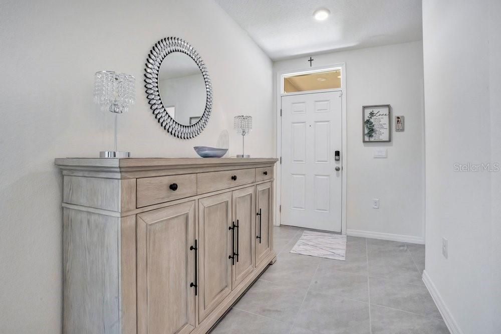 For Sale: $365,000 (3 beds, 2 baths, 1501 Square Feet)