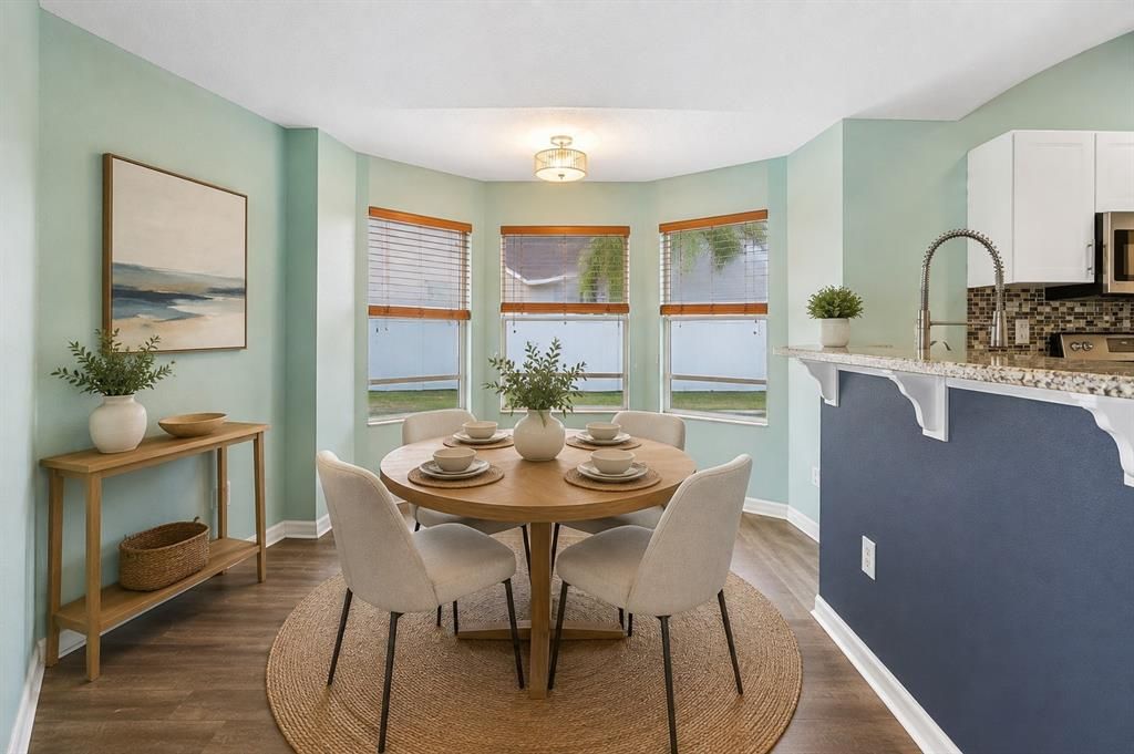 For Sale: $349,000 (3 beds, 2 baths, 1552 Square Feet)