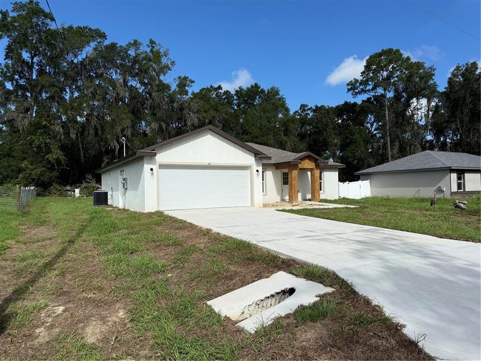 For Sale: $279,900 (3 beds, 2 baths, 1363 Square Feet)
