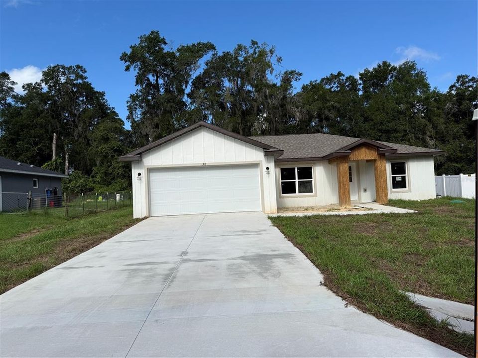 For Sale: $279,900 (3 beds, 2 baths, 1363 Square Feet)