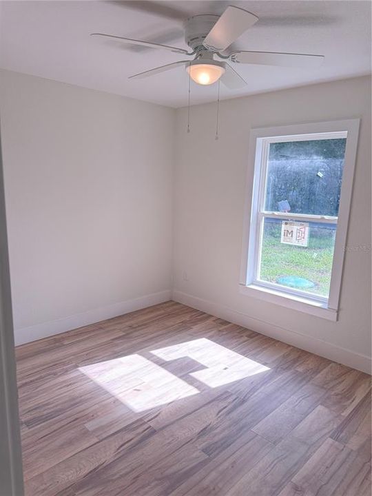 For Sale: $279,900 (3 beds, 2 baths, 1363 Square Feet)