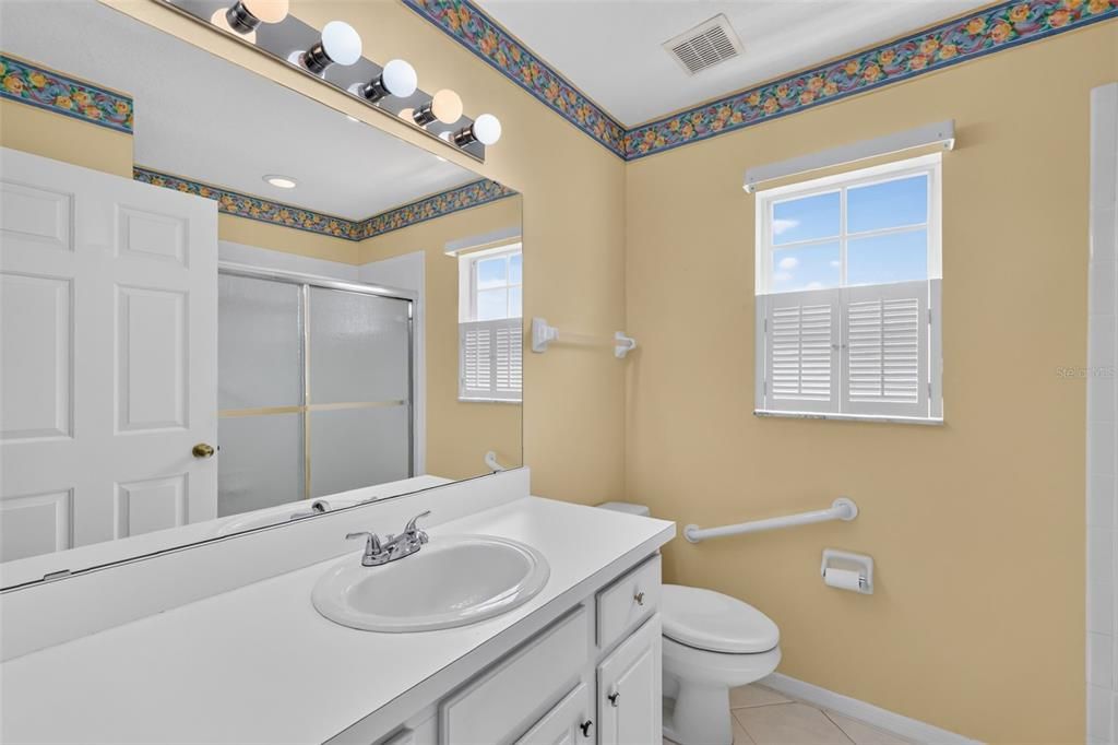 For Sale: $255,000 (3 beds, 2 baths, 1772 Square Feet)