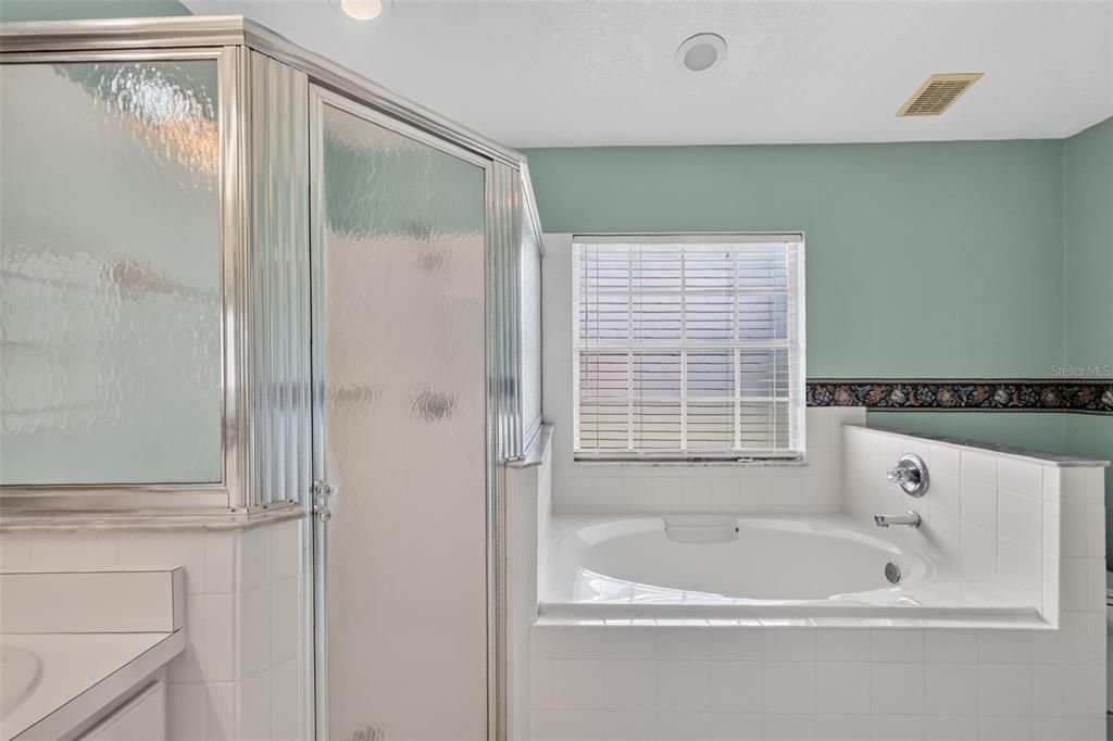 For Sale: $255,000 (3 beds, 2 baths, 1772 Square Feet)