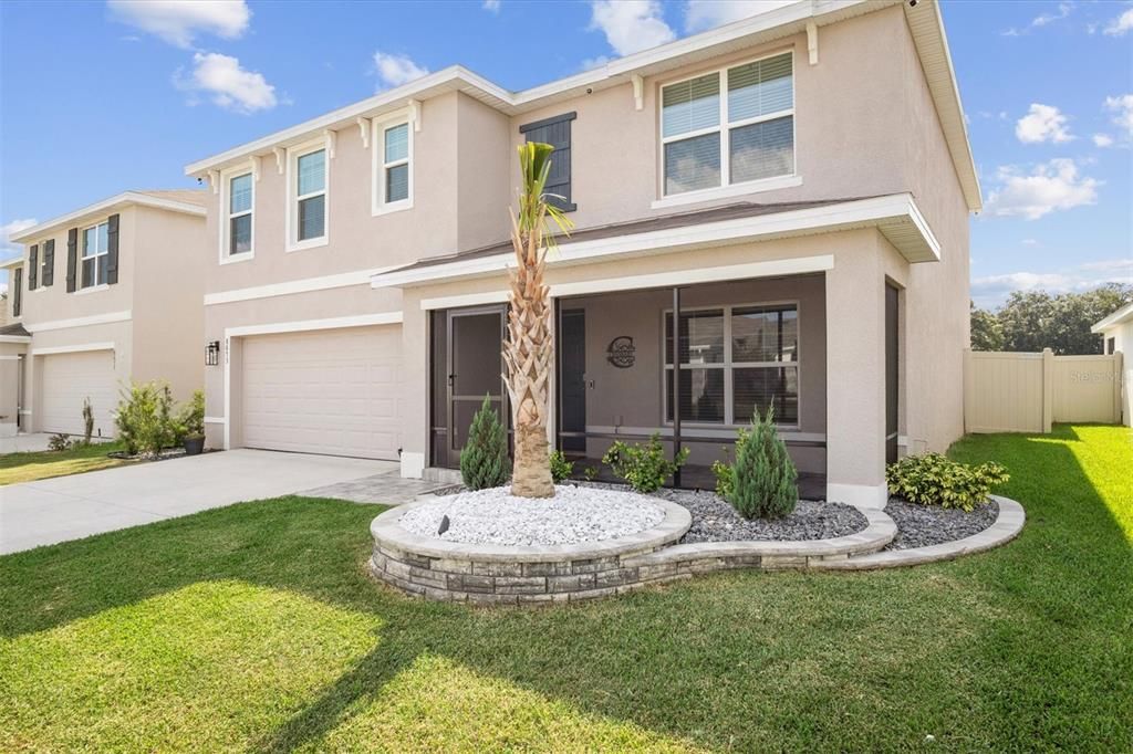 For Rent: $2,500 (5 beds, 3 baths, 2605 Square Feet)