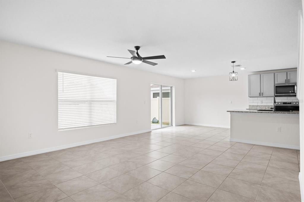 For Rent: $2,500 (5 beds, 3 baths, 2605 Square Feet)