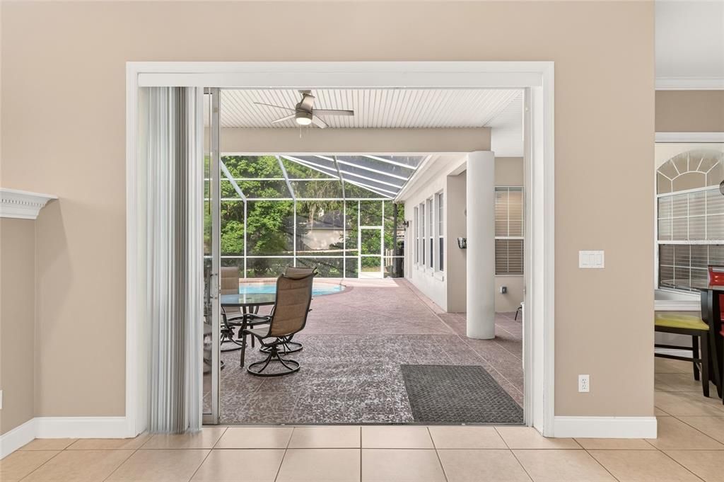 En Venta: $839,000 (4 camas, 2 baños, 3688 Pies cuadrados)
