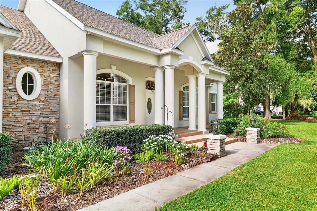 En Venta: $839,000 (4 camas, 2 baños, 3688 Pies cuadrados)