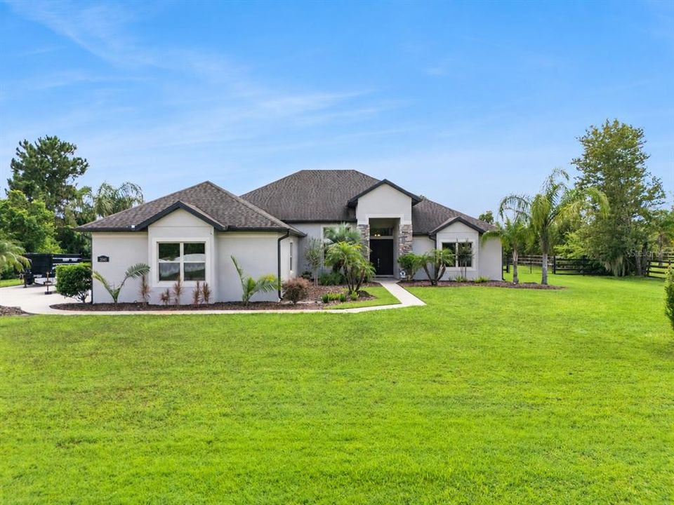 En Venta: $979,000 (4 camas, 4 baños, 3131 Pies cuadrados)