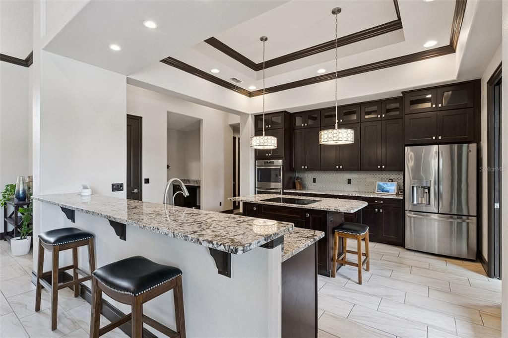 En Venta: $979,000 (4 camas, 4 baños, 3131 Pies cuadrados)