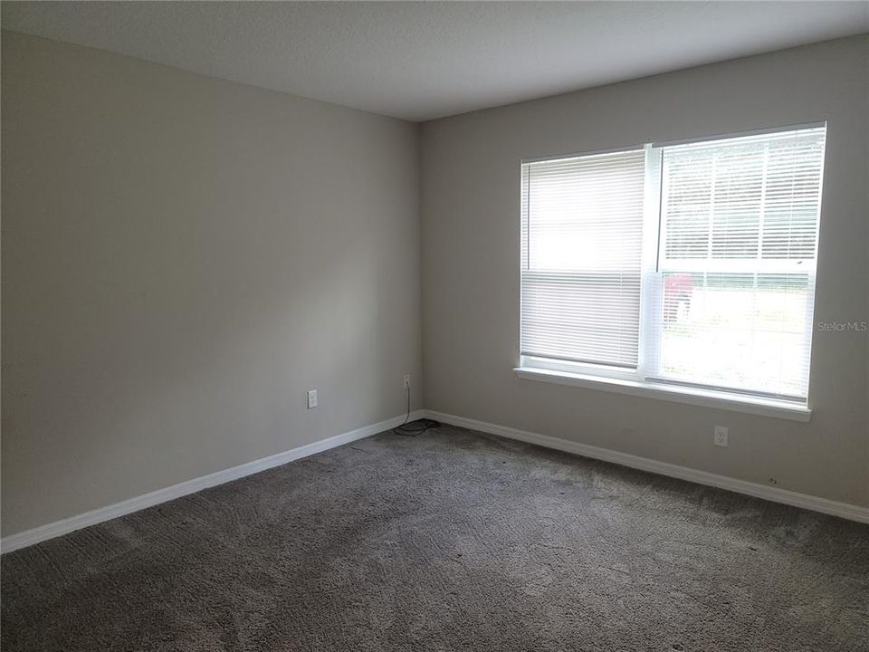 For Sale: $212,500 (3 beds, 2 baths, 1177 Square Feet)
